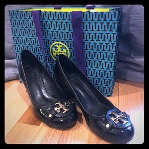 Tory Burch patent leather pump